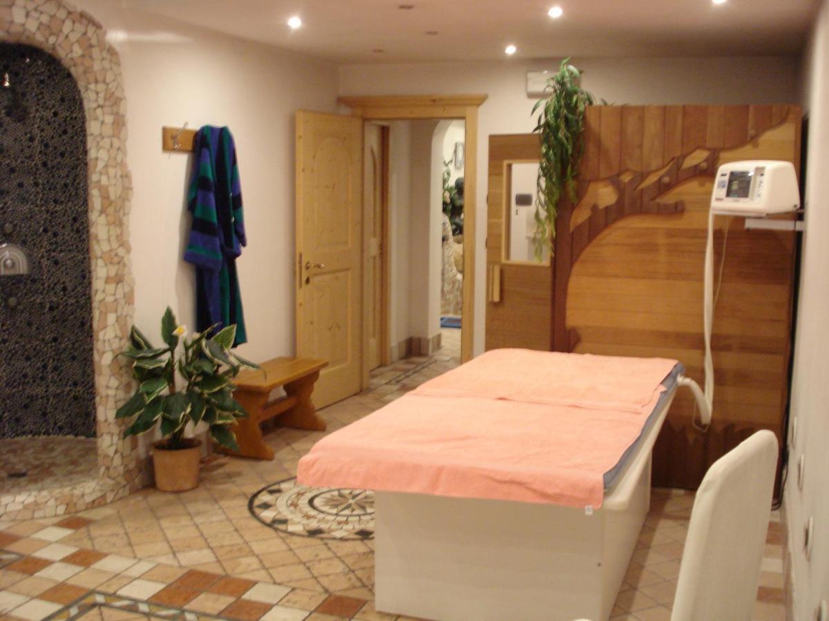 Residence Holiday Pozza di Fassa Extérieur photo